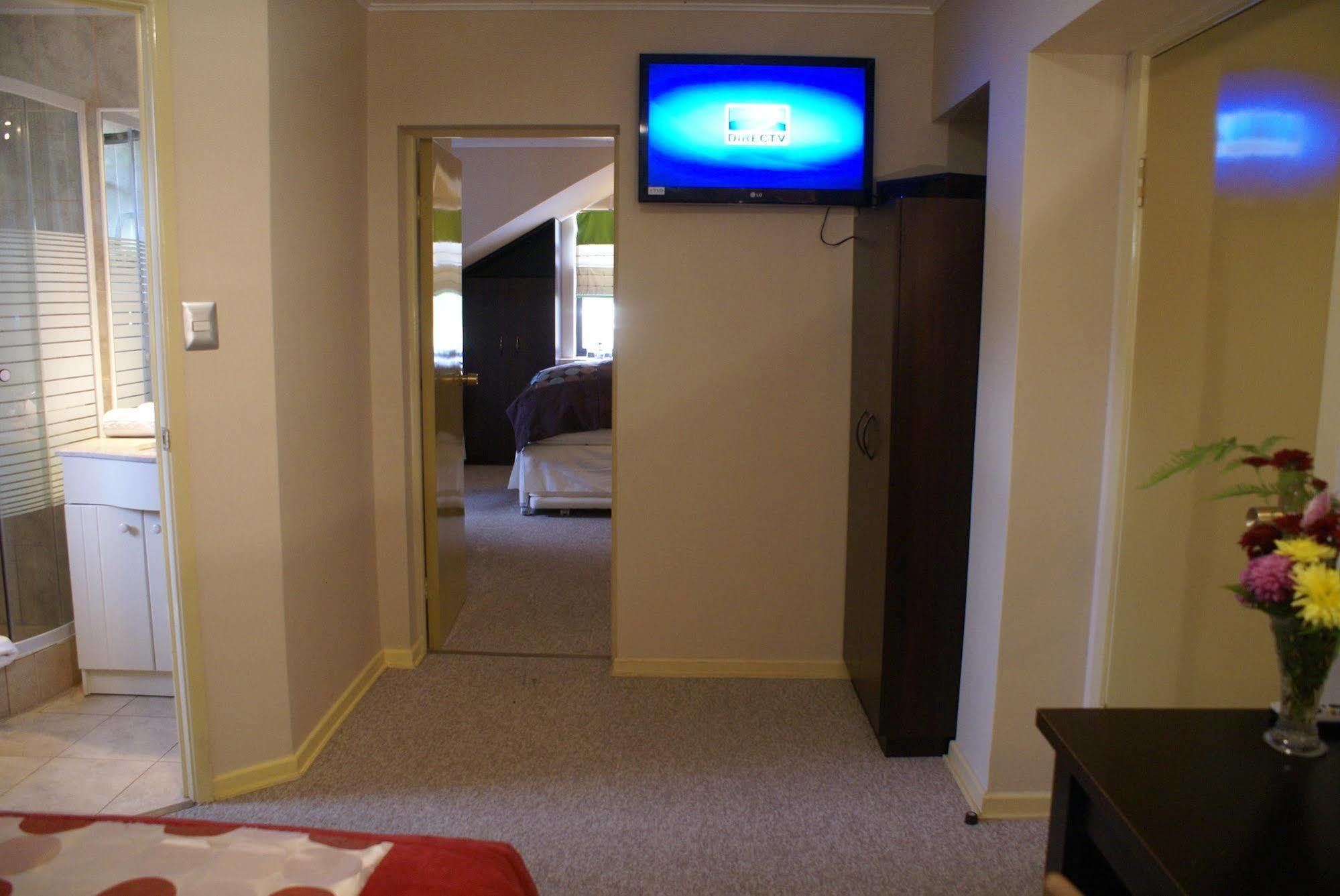 Hotel Baviera Parral Exteriör bild