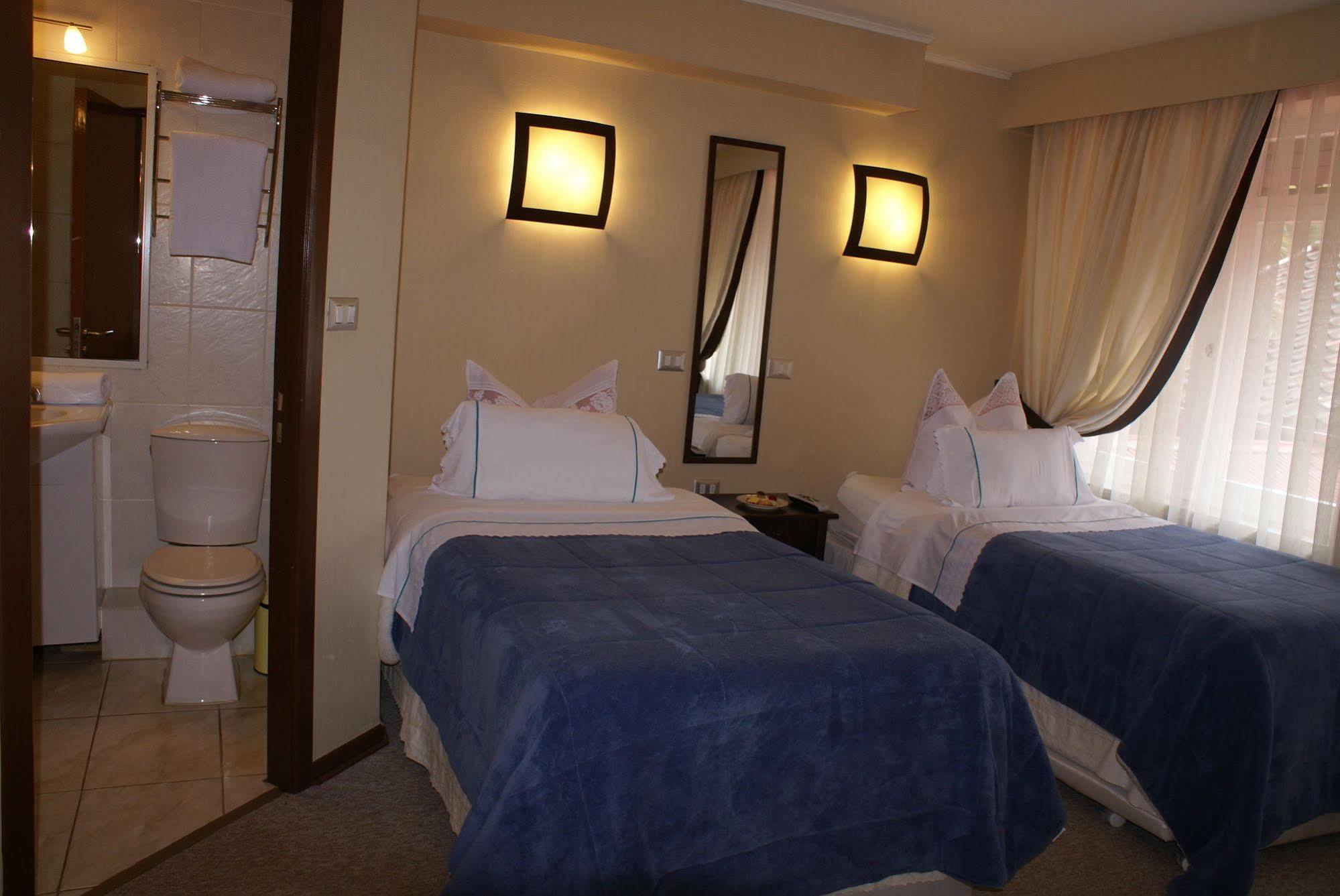 Hotel Baviera Parral Exteriör bild