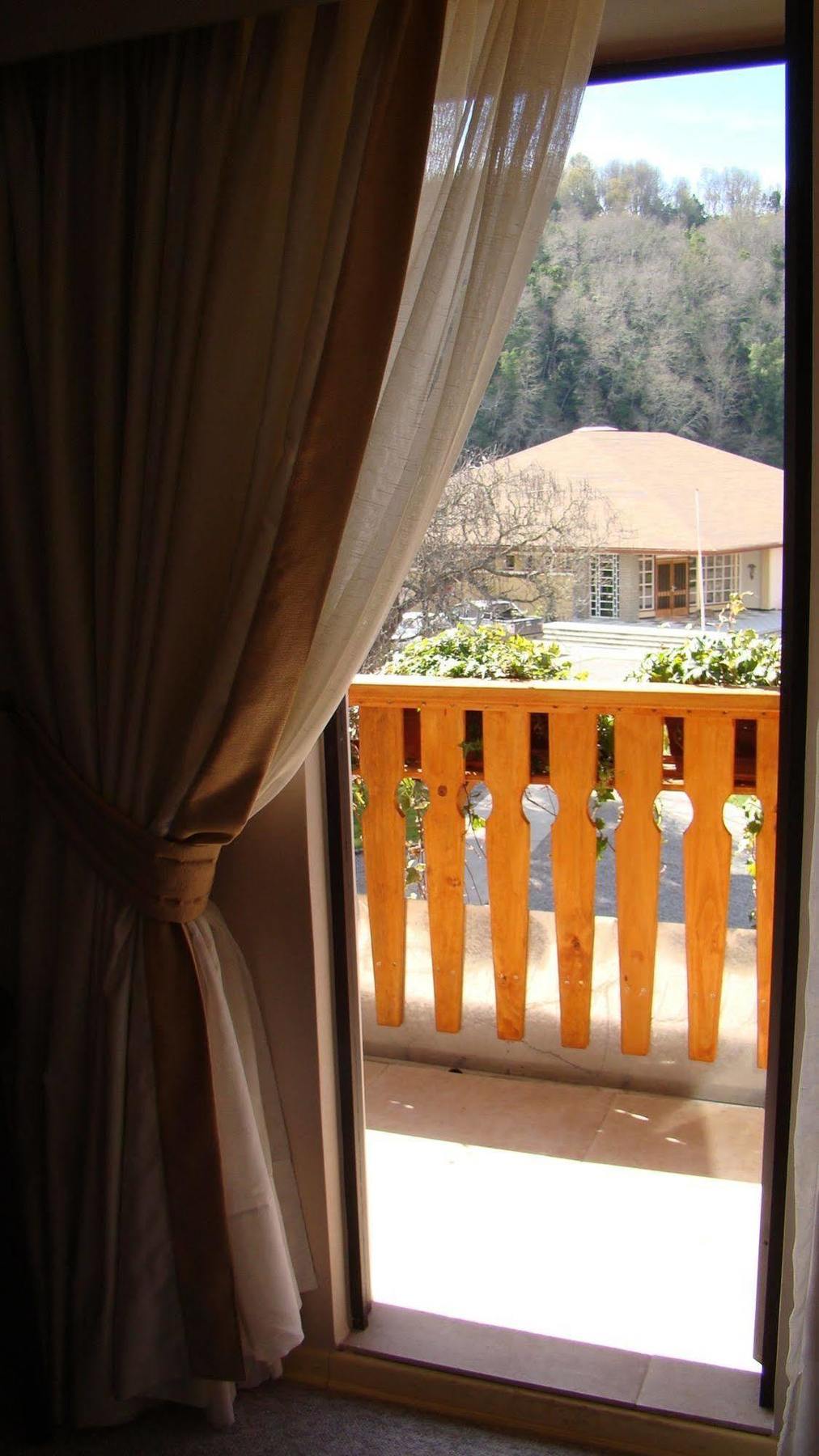 Hotel Baviera Parral Exteriör bild